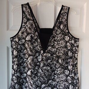 DEX Women's Sleeveless Top Size Medium White Black Animal Print Light Shear
